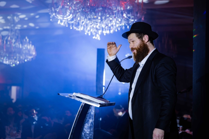 נאום סוחף: המהפיכה הצרפתית בדרך לגאולה