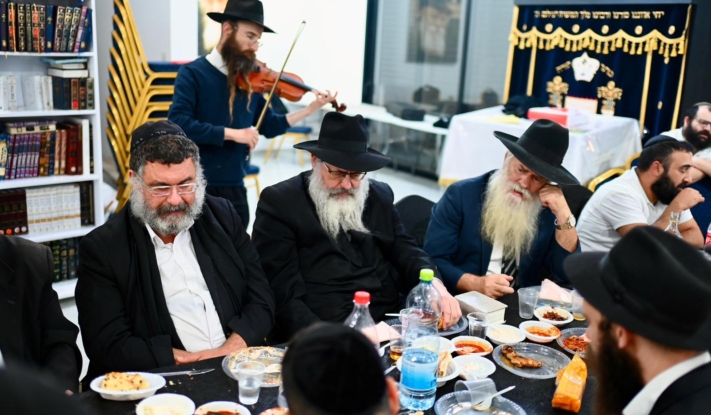 התוועדות י״ד כסלו בשכונת נוף השרון בנתניה