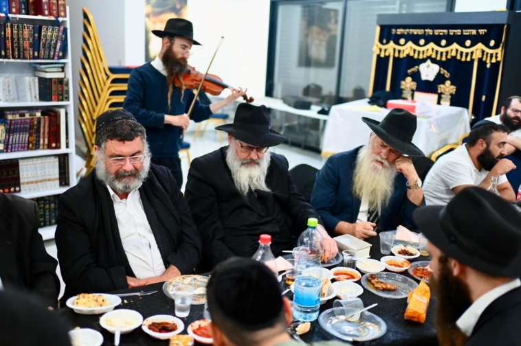 מתחדשים לחג: תלמידי תות"ל ראשון לציון קטנה