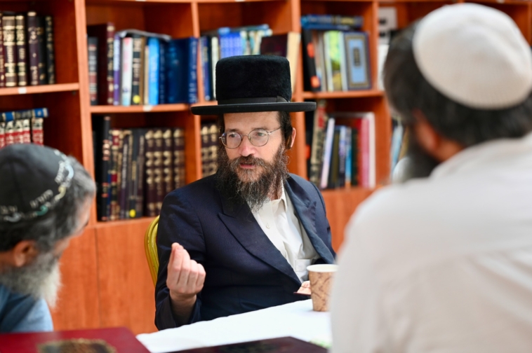 יש לך מקום: מגזין עולמות חגיגי לחודש תשרי