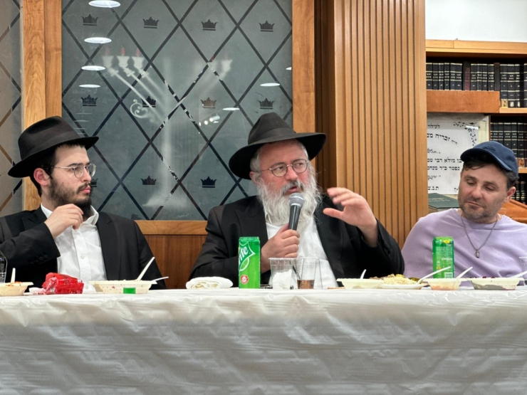 ברמת אביב חגגו את חתונת הרבי