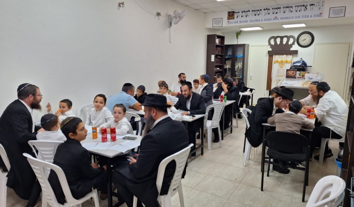 ערב אבות ובנים ב'בית חינוך ליובאוויטש' אור יהודה