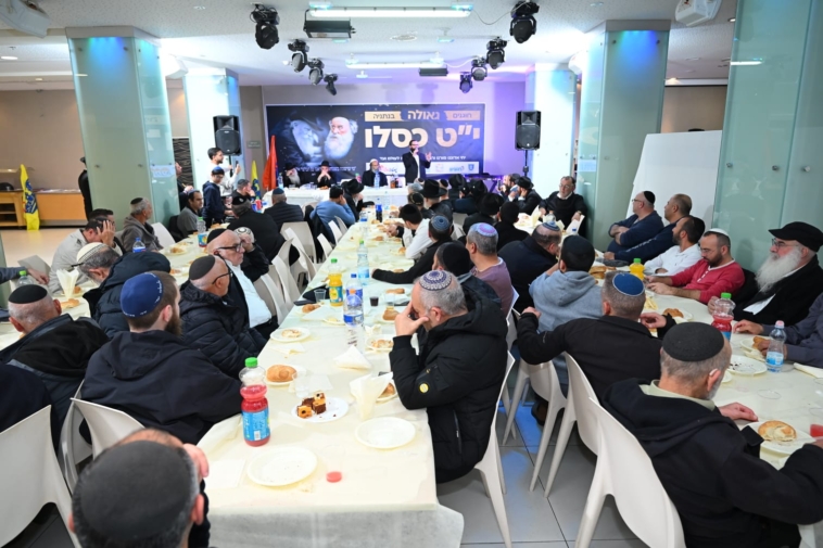 להכין את העיר לקבלת פני משיח: שני שלוחים חדשים בחולון