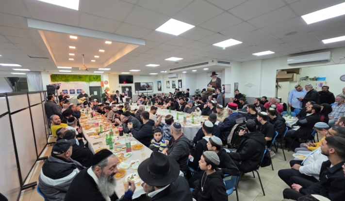 שדרות: התוועדות חג הגאולה בבית חב''ד המרכזי