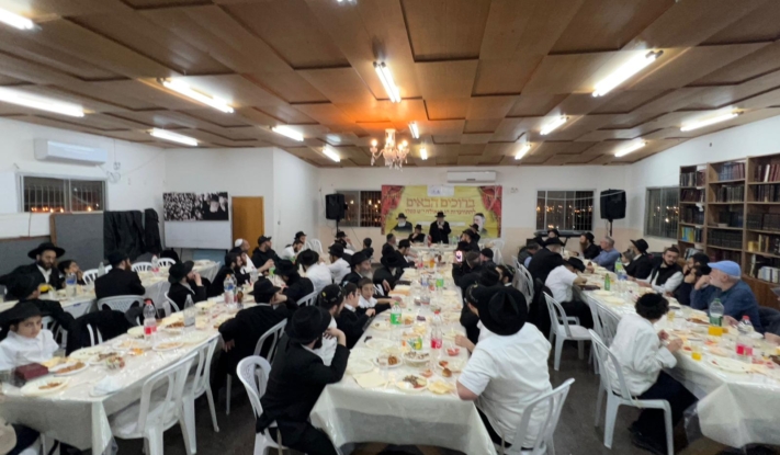 והעיר חיפה צהלה ושמחה: חגיגת י"ט כסלו בנווה גאולה