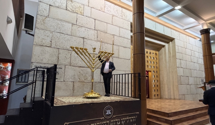 רבה הראשי של רוסיה: "כוחות החושך הופיעו בחג האורים"