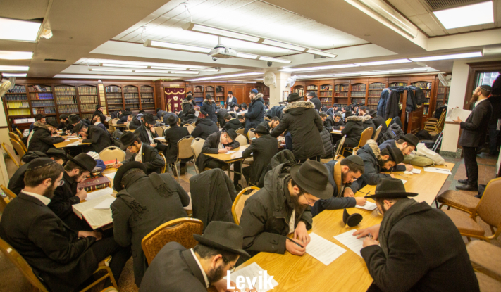 תלמידי הקבוצה נבחנו בנגלה