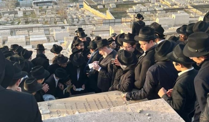 100 שנה לפטירתו: תות''ל נתניה עלתה לציון דודו של הרבי