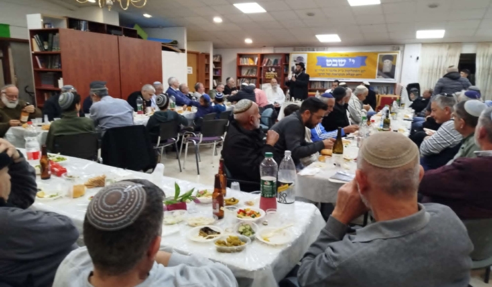 אביו של שורד השבי ריתק את משתתפי התוועדות י' שבט בניצן