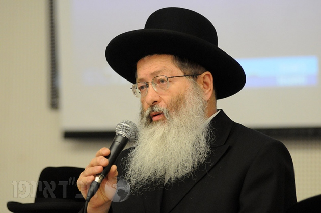 "מלכות הכתר" ו"חבד שופ" בשיתוף פעולה חסר תקדים