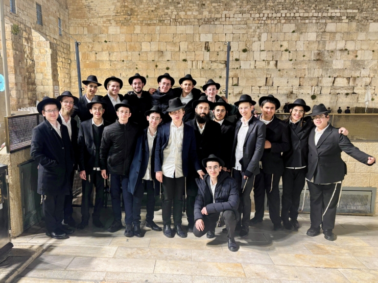 תלמידי שיעור ב' מנחל'ה בשבת גיבוש בירושלים