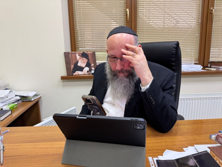 תיעוד: החנוכיה שהאירה את אקוודור