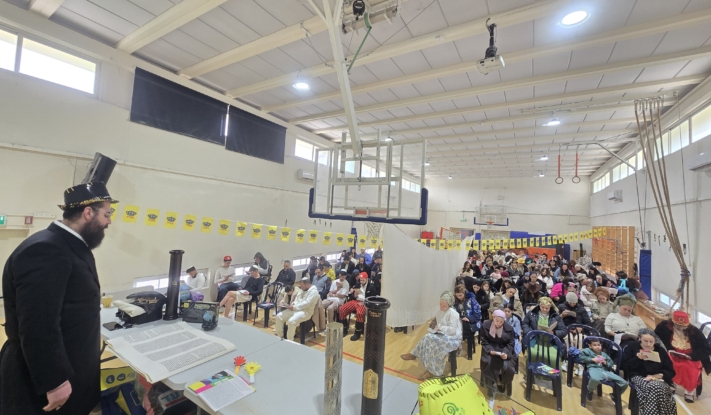 בית חב"ד גילה א' חגג פורים שלא נראה כמותו בשכונה