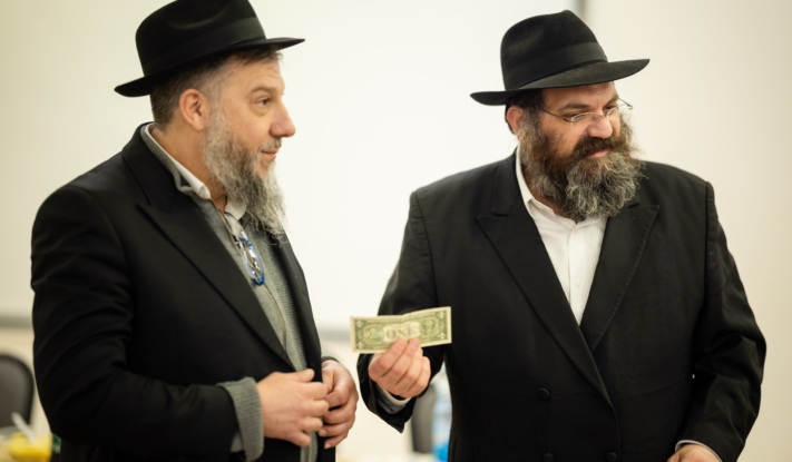 בעוד שבועיים: ההגרלה השנתית של הגמ"ח לחתונות ישמח דוד