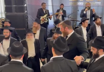 "אמשיך לעזור ולתמוך": שר העלייה והקליטה בסיור בכפר חב"ד