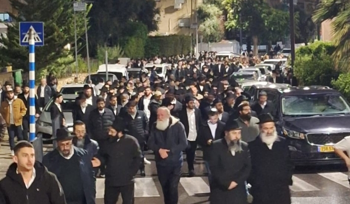 לוד דומעת: רבים בהלווית הרב מרדכי מעטוף ע"ה