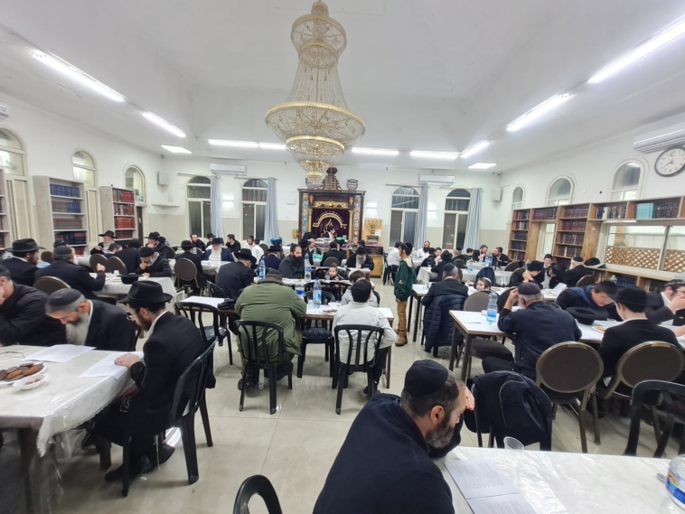 את״ה העולמי: אש של תורה ברשת ישיבות בין הזמנים