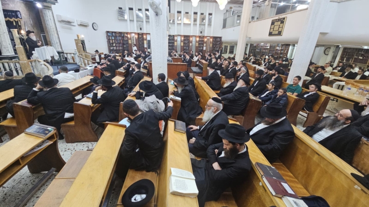 הוקמה המצבה על קברו של הרב אשכנזי ע"ה