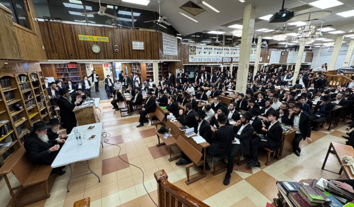 כהוראת הרבי: רבים התכנסו לכינוס תורה בבית חיינו