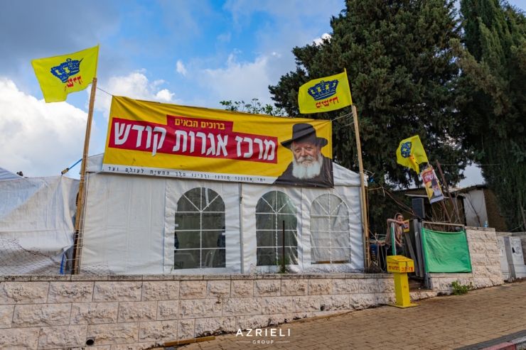 יותר מאלף מילים