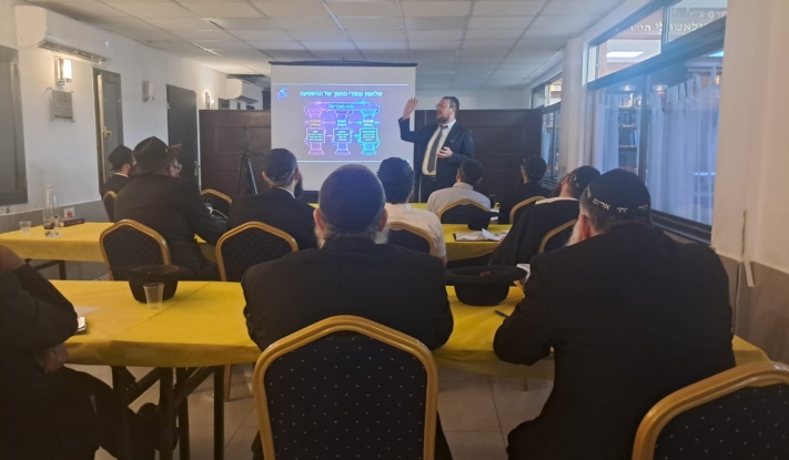 מרכז את"ה בארה''ק: הצלחה גדולה בערב למוסרי השיעורים