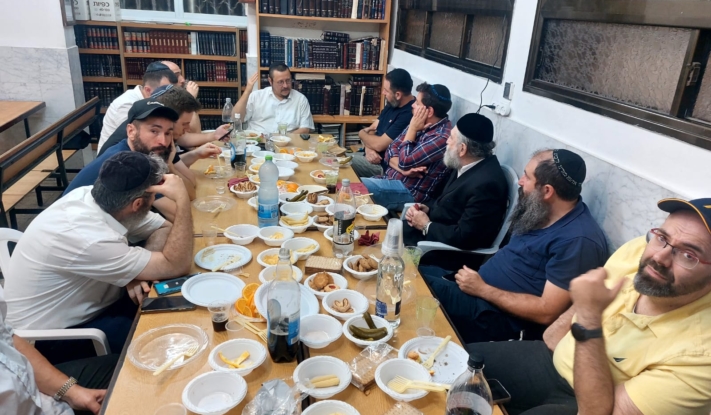 חיפה: בוגרי תלמידי הרב זלמן אבעלסקי התאספו להתוועדות