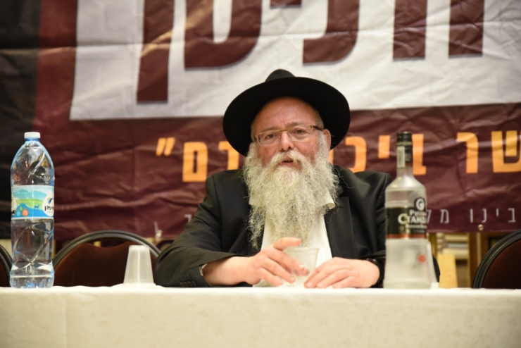 הרב גינזבורג ע"ה: הדבר שמפריע ליצר הרע זה תפילה באריכות